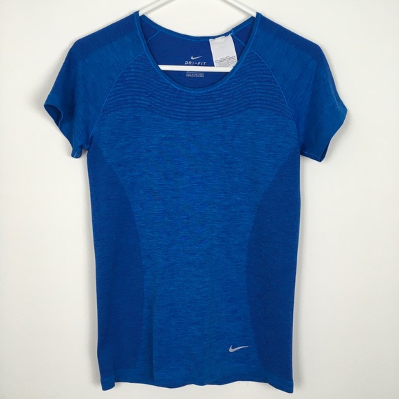 Nike Tops - NIKE DRI-FIT Short Sleeve Top, Size M
